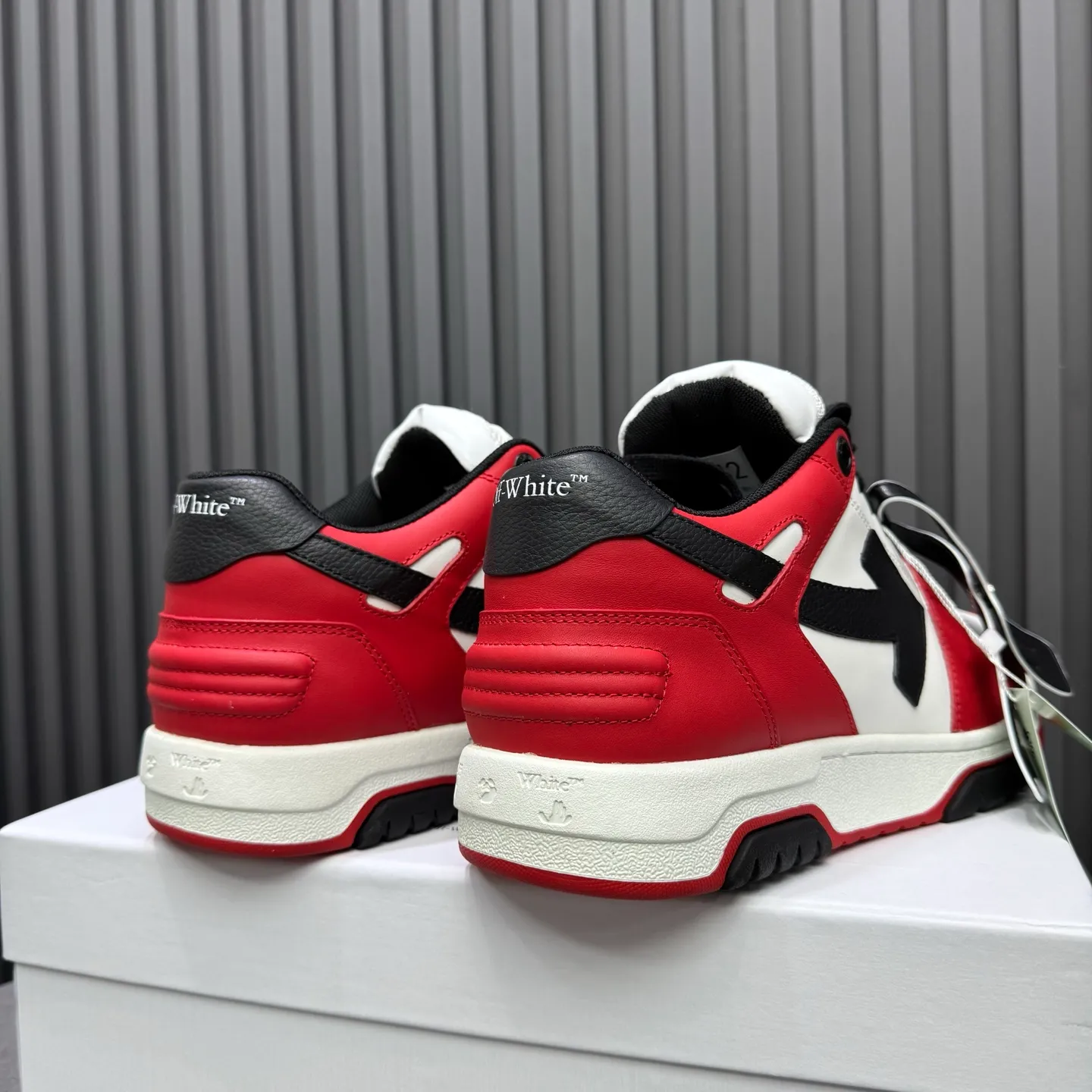 P620 OFF WHITE⚡️Couple model⚡️35-40 women’s model 39-46 men’s model